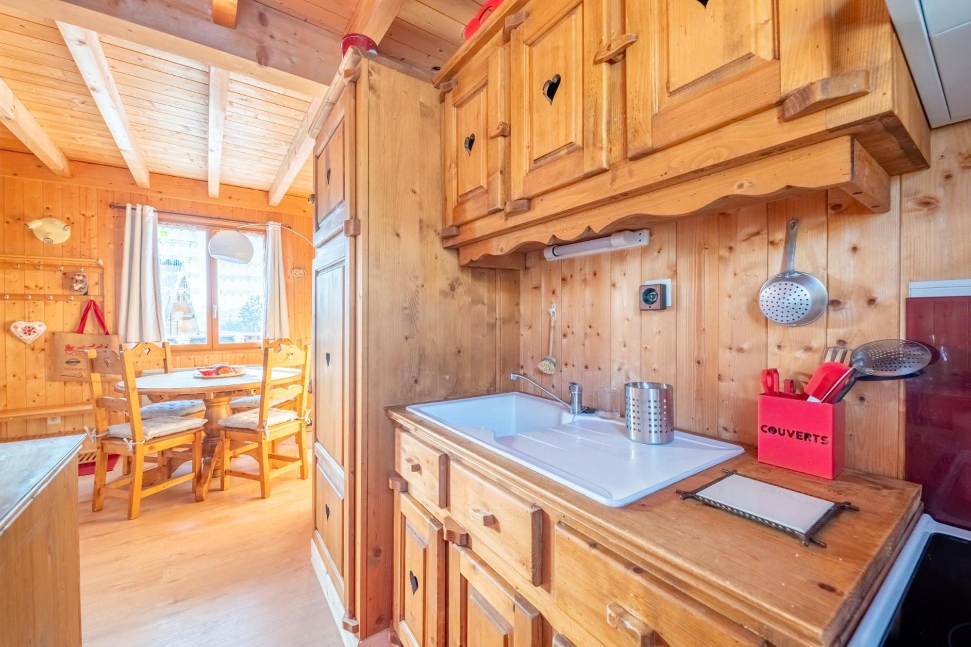 Chalet L'Embellie - Chalet Avec Piscine Partagee Saint-Laurent-en-Grandvaux المظهر الخارجي الصورة