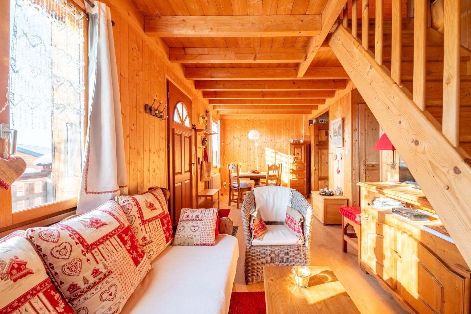 Chalet L'Embellie - Chalet Avec Piscine Partagee Saint-Laurent-en-Grandvaux المظهر الخارجي الصورة